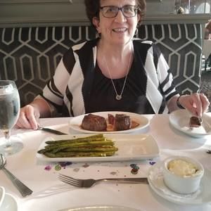 Meet your Posher, Dianne